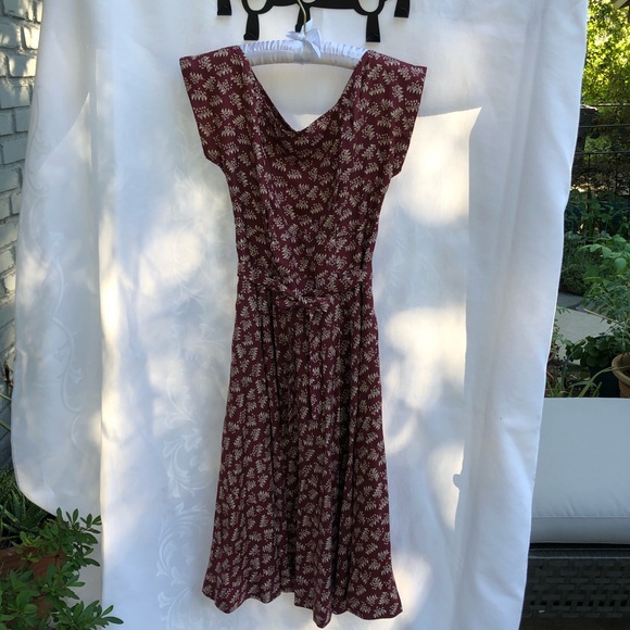 handmade Dresses & Skirts - Vintage 1950s silk dress - in gorgeous condition